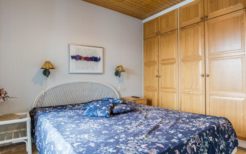 Palokärki: Furniture, Bed, Interior Design, Bedroom, Bedding, Bed Sheet, Wood, Flooring, Floor, Room