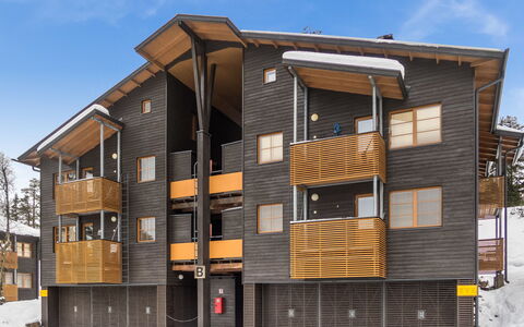 Karhunvartijan Linna B14: Facade, Apartment, Urban Design, Composite Material, Siding, Condominium, Daylighting, Brutalist Architecture