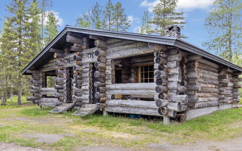 Kuontijärvi B: Wood, Siding, Cottage, House, Home, Plank, Garden Buildings, Log Cabin, Hardwood, Porch
