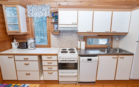 Pohjaskoti B: Wood, Siding, Cottage, House, Home, Plank, Garden Buildings, Log Cabin, Hardwood, Porch