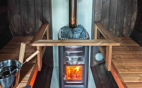 Ihtingin Koskikara: Wood, Siding, Cottage, House, Home, Plank, Garden Buildings, Log Cabin, Hardwood, Porch