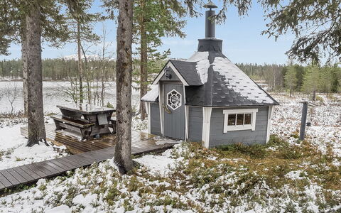 Kuusela: Wood, Siding, Cottage, House, Home, Plank, Garden Buildings, Log Cabin, Hardwood, Porch