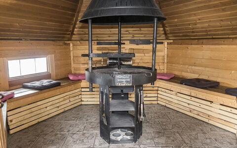 Kuusela: Wood, Siding, Cottage, House, Home, Plank, Garden Buildings, Log Cabin, Hardwood, Porch