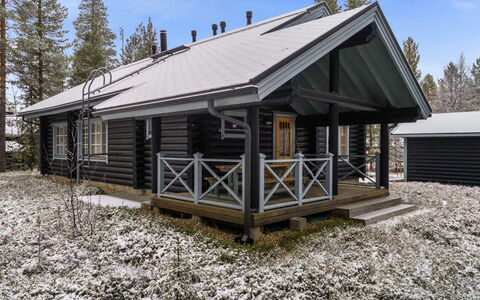 Aspilevi: Wood, Cottage, Siding, Log Cabin, Garden Buildings, Shade, Woodland, Lumber, Hardwood, Porch