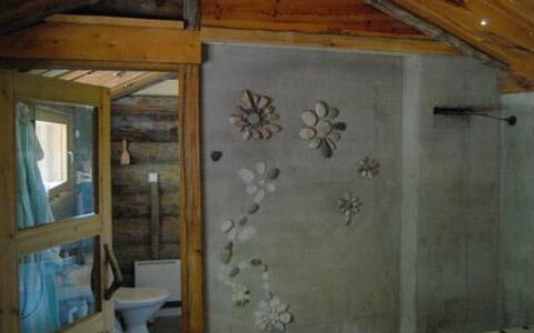Rantapuro: Wood, Flooring, Floor, Room, Plumbing Fixture, Ceiling, Door, Wood Stain, Bathroom Sink, Hardwood