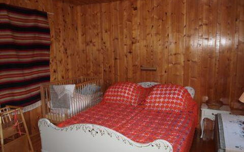 Raanumaja Iii: Wood, Siding, Cottage, House, Home, Plank, Garden Buildings, Log Cabin, Hardwood, Porch