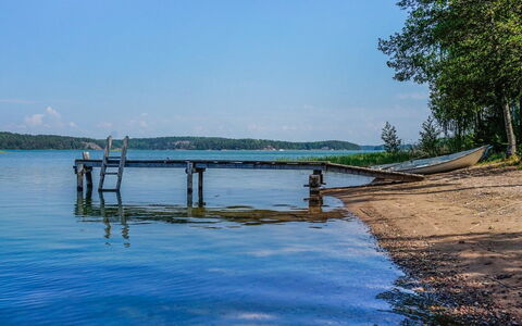 Nokikana 7: Waterway, Bank, Watercourse, Lake, Cottage, Forest, Channel, Reservoir, Log Cabin