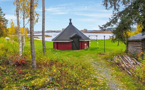 Niementalo 2: Cottage, House, Home, Garden Buildings, Siding, Log Cabin, Farmhouse, Estate, Shed, Yard