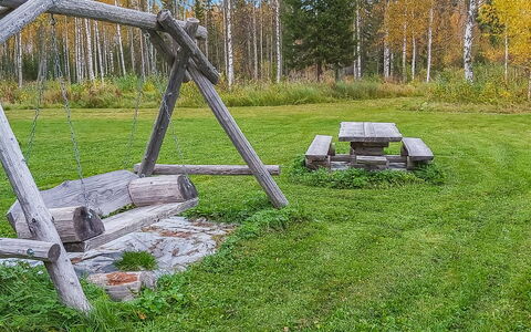 Niementalo 2: Cottage, House, Home, Garden Buildings, Siding, Log Cabin, Farmhouse, Estate, Shed, Yard