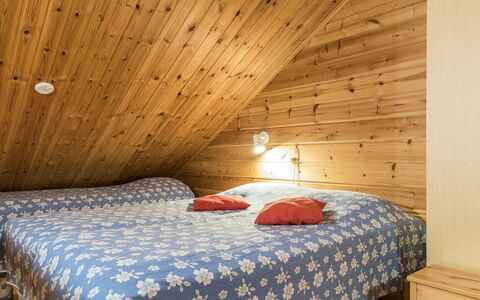 Nurmennunnu: Wood, Snow, Winter, Cottage, Freezing, Home, Log Cabin, Larch, Siding