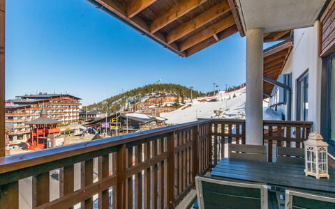 Ruka Ski Chalets 64, 1503: Wood, Siding, Cottage, House, Home, Plank, Garden Buildings, Log Cabin, Hardwood, Porch