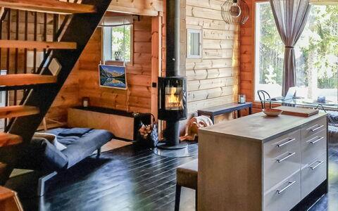 Villa Savonia: Tree, Bank, House, Cottage, Lake, Pond, Forest, Log Cabin