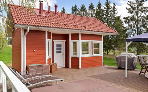 Mustijoenranta: Tree, Bank, House, Cottage, Lake, Pond, Forest, Log Cabin