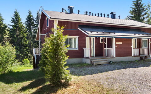 Tintintupa: Tree, Bank, House, Cottage, Lake, Pond, Forest, Log Cabin
