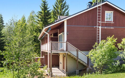 Tintintupa: Tree, Bank, House, Cottage, Lake, Pond, Forest, Log Cabin