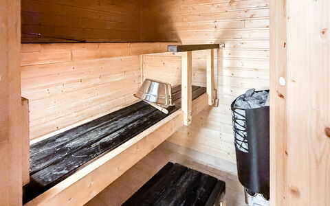 Tahkontilhi e 5: Wood, Winter, Wood Stain, Hardwood, Snow, Freezing, Sauna, Plank, Log Cabin, Lumber