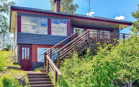 Pusula: Waterway, Bank, Watercourse, Lake, Cottage, Forest, Channel, Reservoir, Log Cabin