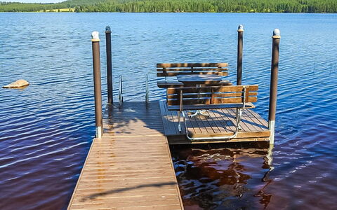 Pusula: Waterway, Bank, Watercourse, Lake, Cottage, Forest, Channel, Reservoir, Log Cabin