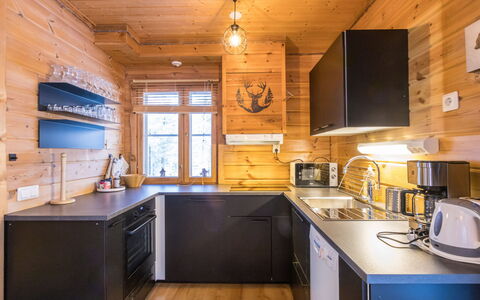Poronpurema a: Wood, Kitchen, Countertop, Home, Cottage, Wood Stain, Log Cabin, Hardwood, Plank, Ceiling