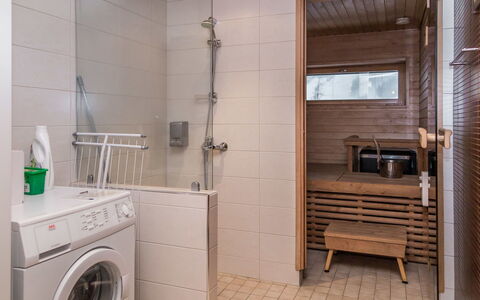 Tahko Spa Junior Suite Orange A6: Wood, Cottage, Wood Stain, Hardwood, Log Cabin, Plank, Ceiling, Natural Material, Lumber, Garden Buildings