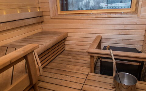 Tahko Spa Junior Suite Orange A6: Wood, Cottage, Wood Stain, Hardwood, Log Cabin, Plank, Ceiling, Natural Material, Lumber, Garden Buildings