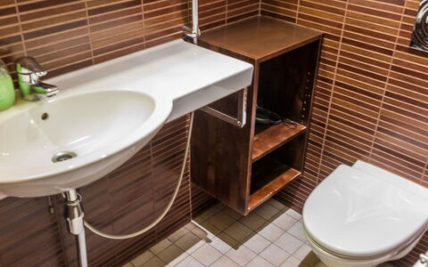 Tahko Spa Junior Suite Orange A6: Wood, Cottage, Wood Stain, Hardwood, Log Cabin, Plank, Ceiling, Natural Material, Lumber, Garden Buildings