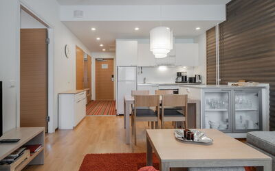 Nordic Chalet 9211