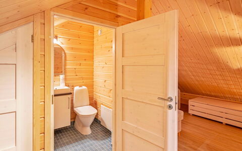 Kevätpiippo B: Rural Area, Hill Station, Village, Mountain Range, Valley, Mountain Village, Alps, Eco Hotel, Balcony, Hotel