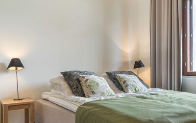 Nordic Chalet 8106