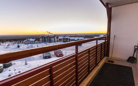 Ylläs Chalets A202: Waterway, Bank, Watercourse, Lake, Cottage, Forest, Channel, Reservoir, Log Cabin