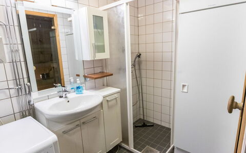 Ylläs Chalets A202: Waterway, Bank, Watercourse, Lake, Cottage, Forest, Channel, Reservoir, Log Cabin