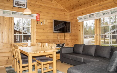 Lomaylläs H113 Pistopolku 5A: Waterway, Bank, Watercourse, Lake, Cottage, Forest, Channel, Reservoir, Log Cabin