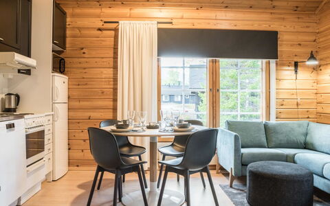 Lomaylläs B39 Suppapolku 6B: Waterway, Bank, Watercourse, Lake, Cottage, Forest, Channel, Reservoir, Log Cabin