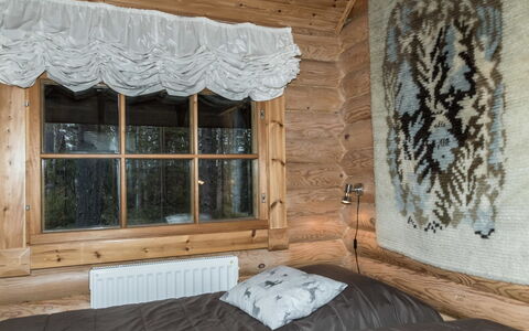 Tievankivi: Waterway, Bank, Watercourse, Lake, Cottage, Forest, Channel, Reservoir, Log Cabin