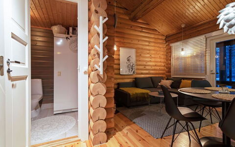 Felixinpolku 2: Waterway, Bank, Watercourse, Lake, Cottage, Forest, Channel, Reservoir, Log Cabin