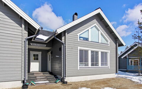 Ylläs-Ropo B: Wood, Architecture, Roof, Home, House, Cottage, Door, Siding, Garden Buildings, Hardwood
