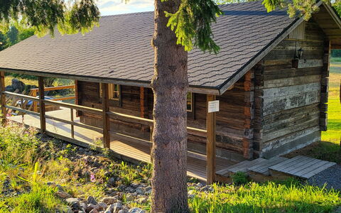 Eräkorven Kelotupa: Cottage, House, Home, Garden Buildings, Siding, Log Cabin, Farmhouse, Estate, Shed, Yard