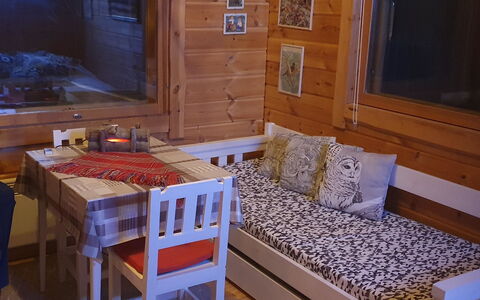 Pikkupöllö: Wood, Furniture, Interior Design, Flooring, Floor, Room, Wood Stain, Hardwood, Log Cabin, Ceiling