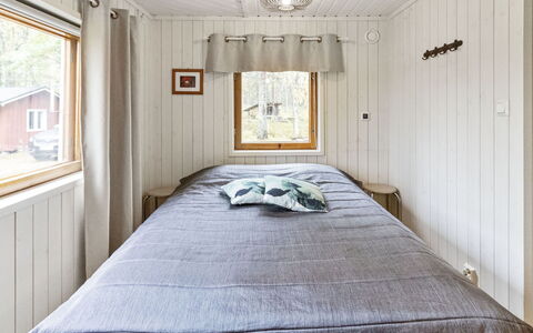 Koppelokangas: Balcony, Apartment, Shade, Glass, Condominium, Handrail, Porch, Daylighting, Deck, Outdoor Furniture