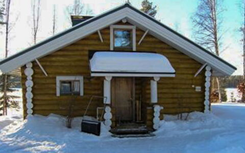 Suviranta: Tree, Bank, House, Cottage, Lake, Pond, Forest, Log Cabin