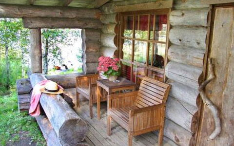 Mäkitorppa: Tree, Bank, House, Cottage, Lake, Pond, Forest, Log Cabin