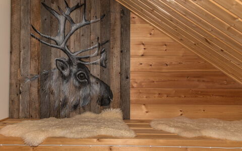 Aurinko-Saga: Wood, Siding, Door, Cottage, Paint, Yard, Sash Window, Garden Buildings, Backyard, Plank