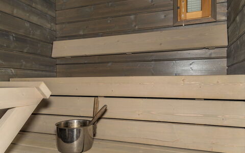 Aurinko-Saga: Wood, Siding, Door, Cottage, Paint, Yard, Sash Window, Garden Buildings, Backyard, Plank