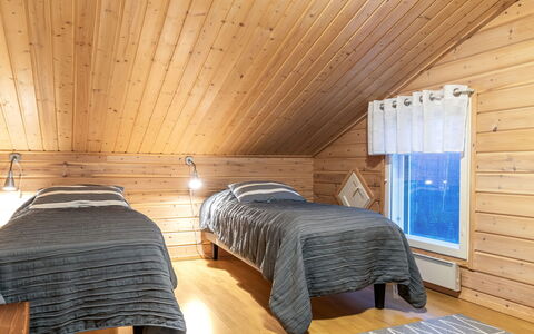 Ylläs-Eeli Green House C2: Cottage, House, Home, Garden Buildings, Siding, Log Cabin, Farmhouse, Estate, Shed, Yard