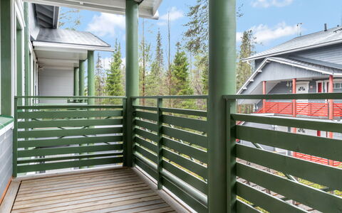Ylläs-Eeli Green House C2: Cottage, House, Home, Garden Buildings, Siding, Log Cabin, Farmhouse, Estate, Shed, Yard