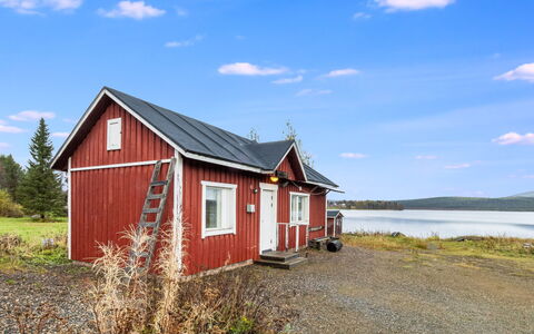 Tammukka i: Cottage, House, Home, Garden Buildings, Siding, Log Cabin, Farmhouse, Estate, Shed, Yard