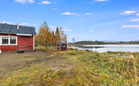 Tammukka i: Cottage, House, Home, Garden Buildings, Siding, Log Cabin, Farmhouse, Estate, Shed, Yard