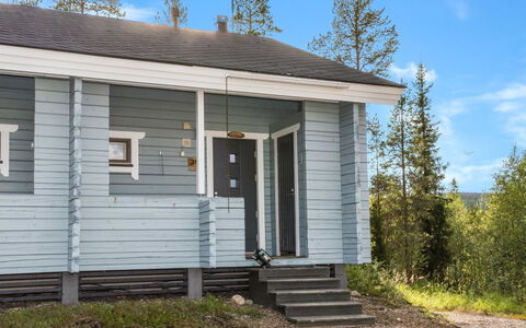 Lähikaltio 316: Wood, Siding, Cottage, House, Home, Land Lot, Composite Material, Slope, Garden Buildings, Sash Window