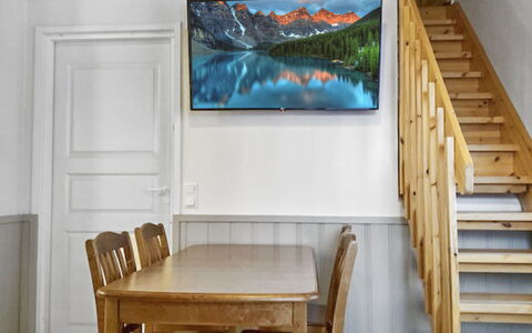 Yllästar 2 As 406: Cottage, House, Home, Garden Buildings, Siding, Log Cabin, Farmhouse, Estate, Shed, Yard