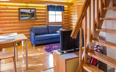 Ylläksen Tunturihonkamaja a 1: Cottage, House, Home, Garden Buildings, Siding, Log Cabin, Farmhouse, Estate, Shed, Yard